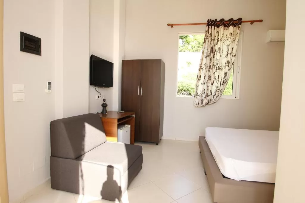 Ble Ble Junior Suite SV 2.jpg